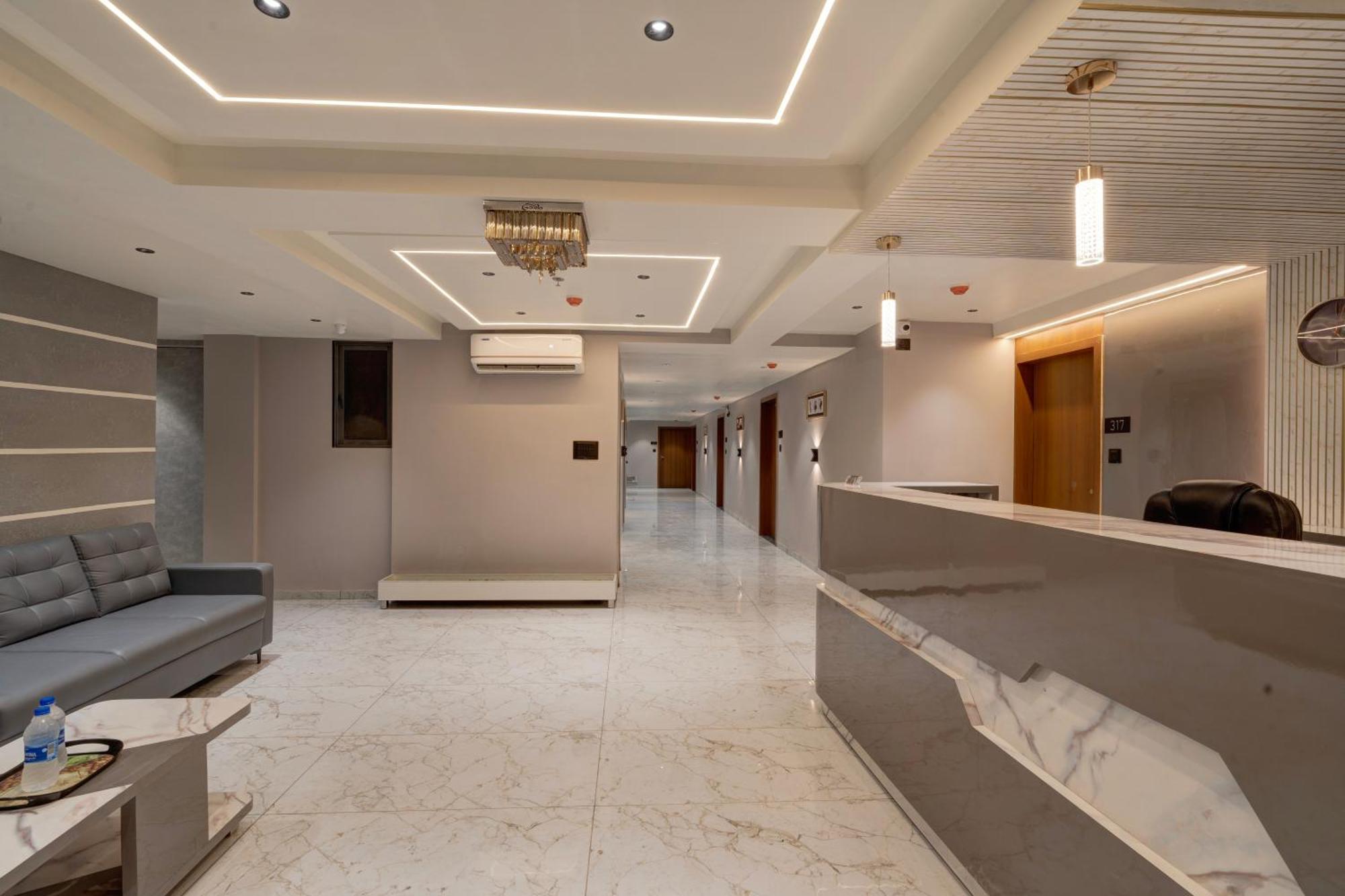 Hotel Shrimad Villa กันตินาการ์ ภายนอก รูปภาพ