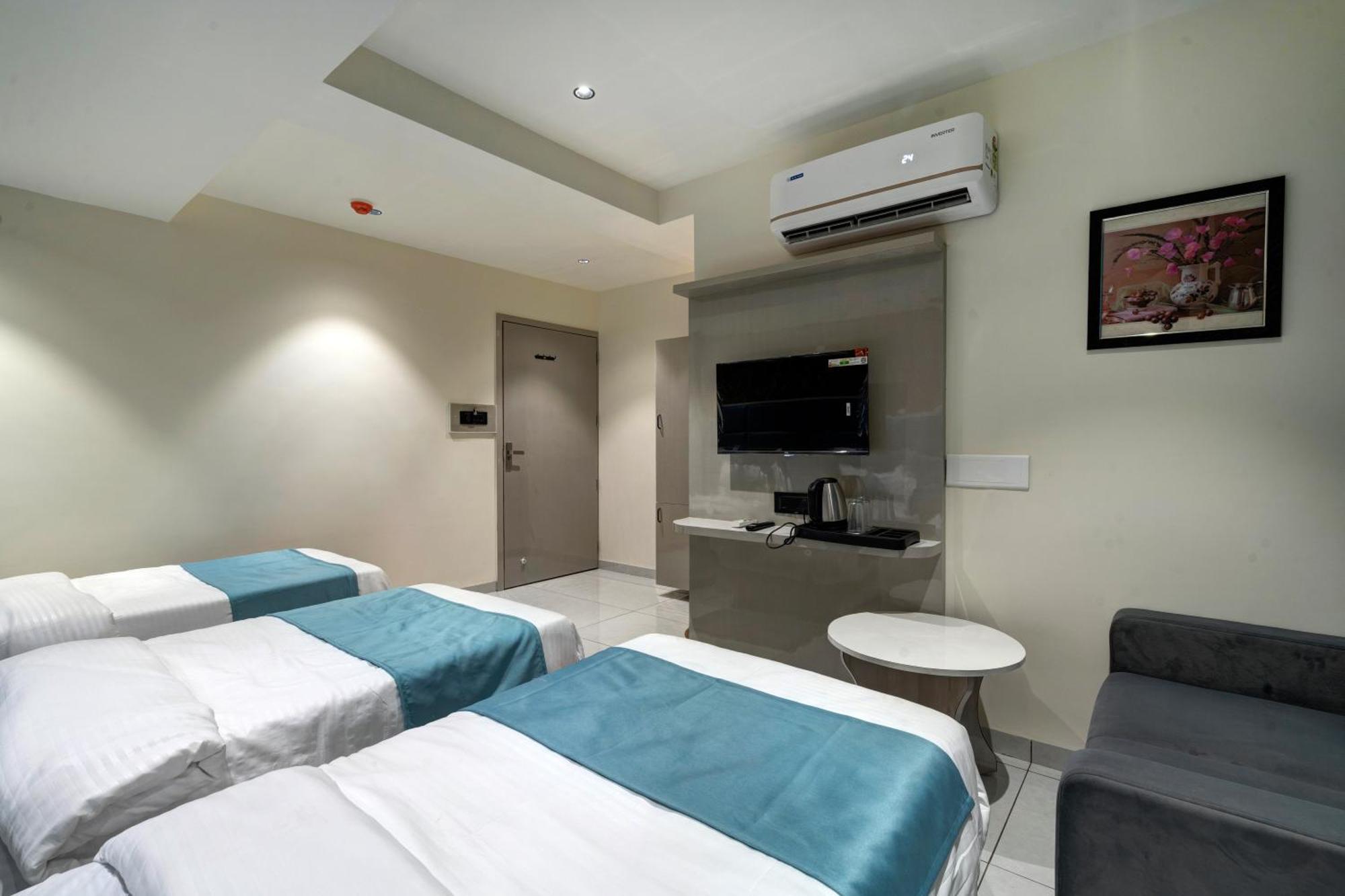 Hotel Shrimad Villa กันตินาการ์ ภายนอก รูปภาพ