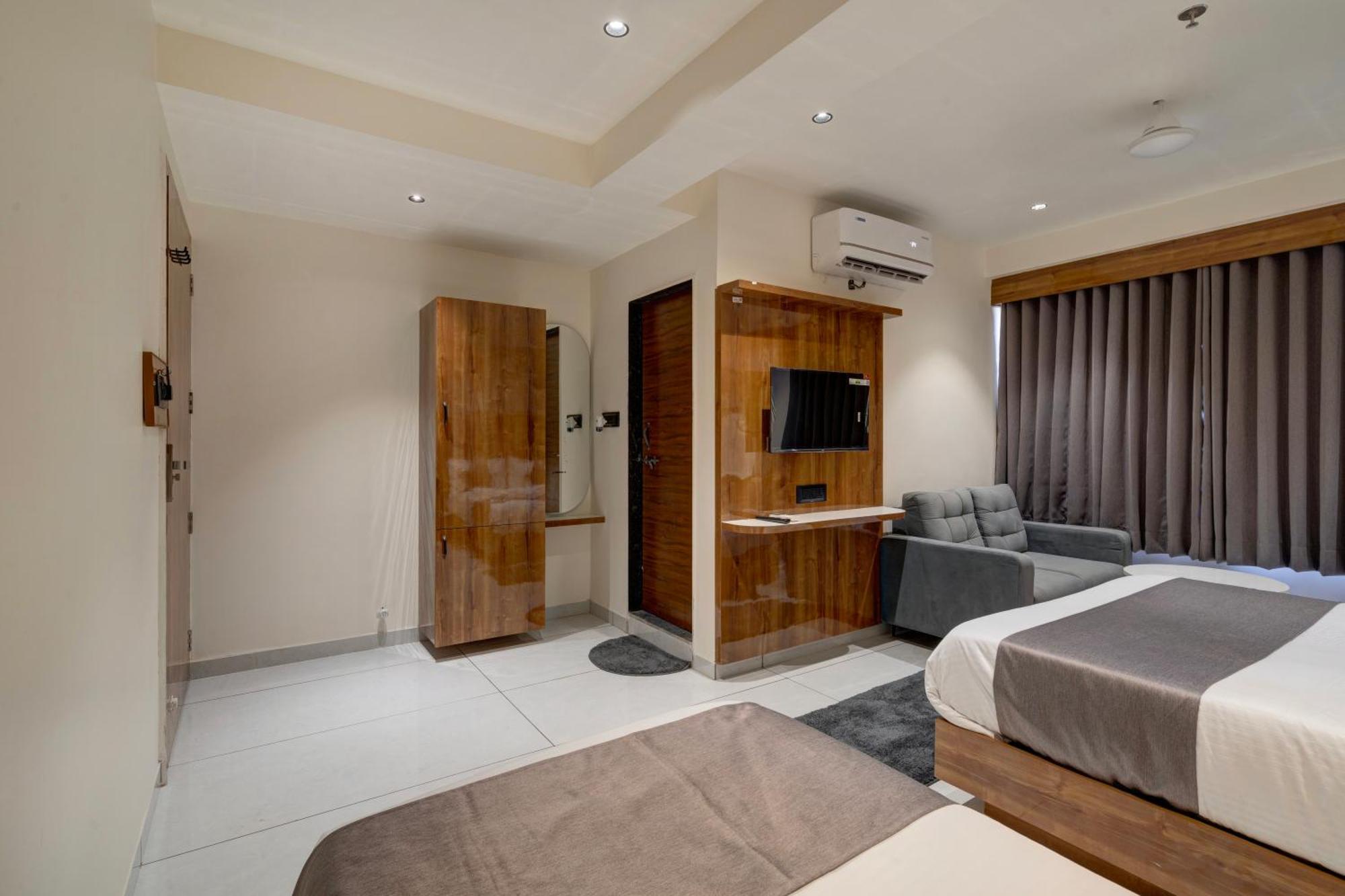 Hotel Shrimad Villa กันตินาการ์ ภายนอก รูปภาพ