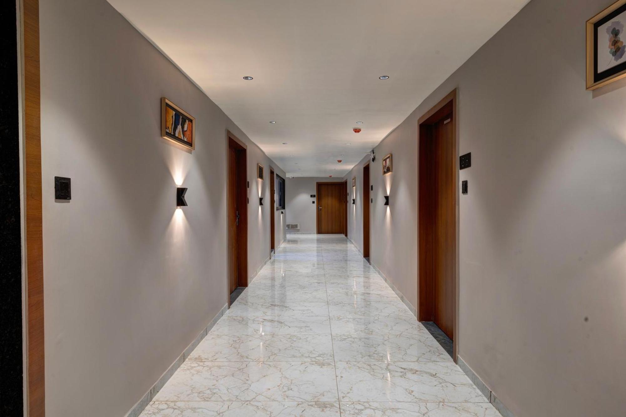 Hotel Shrimad Villa กันตินาการ์ ภายนอก รูปภาพ