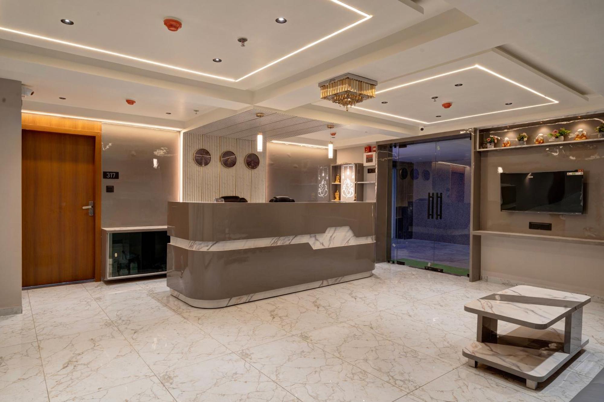 Hotel Shrimad Villa กันตินาการ์ ภายนอก รูปภาพ